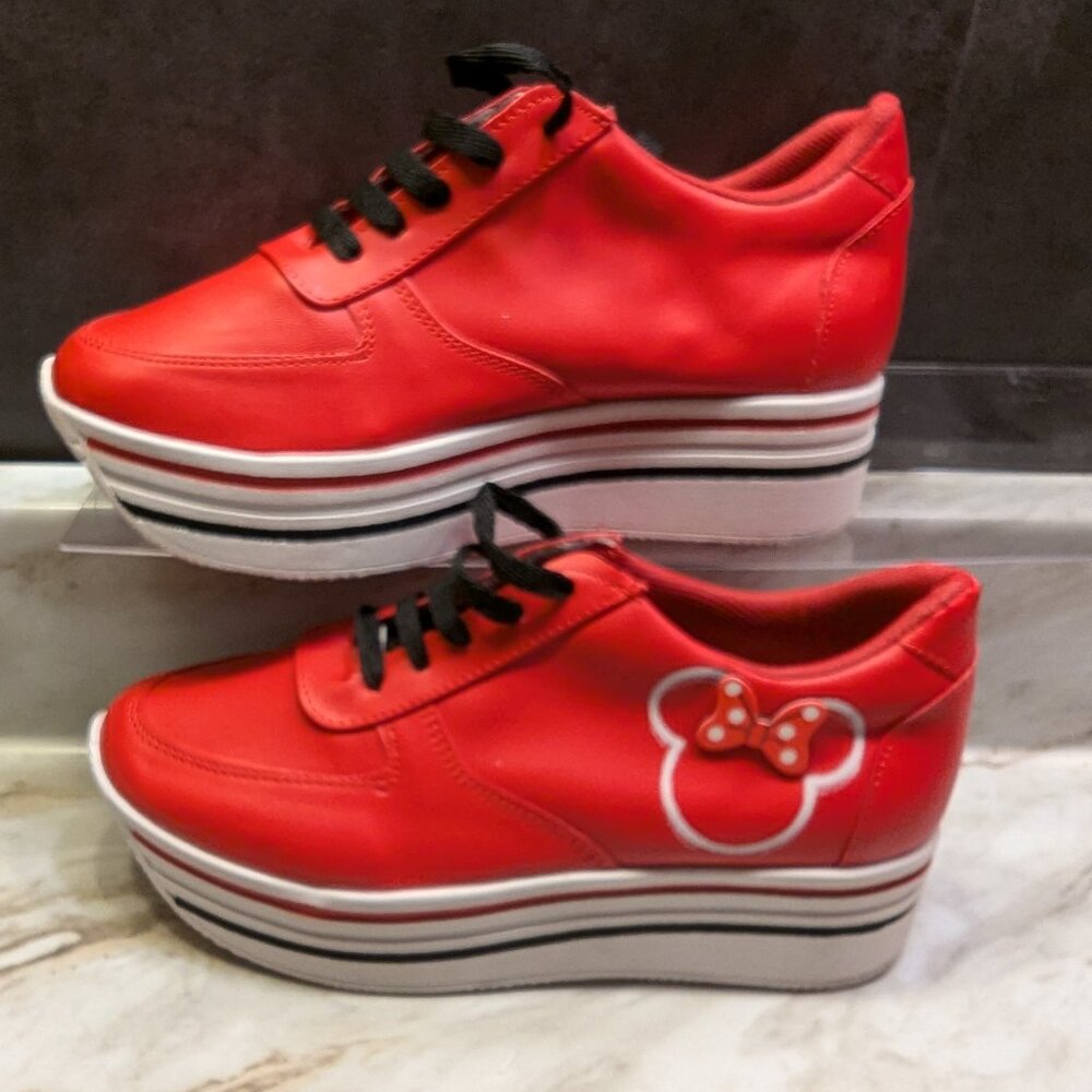Disney Red Lace Up Size 25. Minnie Mouse Design with Bow on Side of Shoe.
